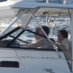 Bayliner Outboard cruising in the ICW Bayliner Outboard cruising in the ICW