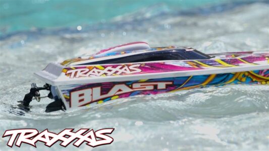 Fun in the Sun | Traxxas Blast